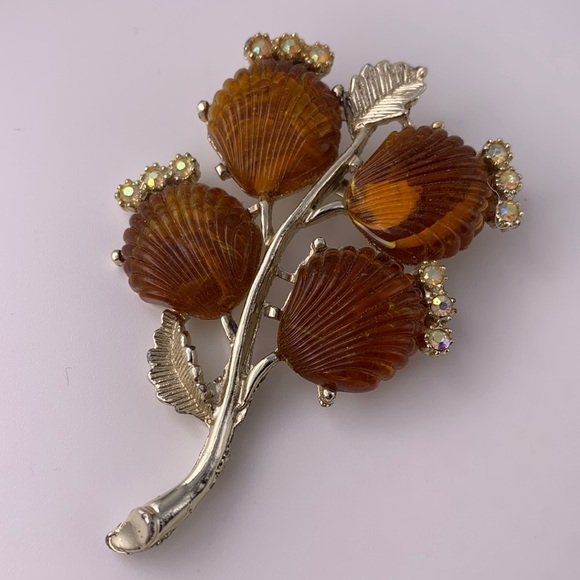 Vintage | Jewelry | Vintage Brooch 6s Resin Shell Flowers With ...